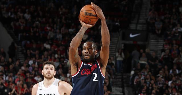 快船官方：伦纳德因左脚踝扭伤缺席常规赛收官战